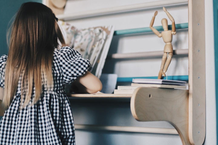 Table & Chair for Climber (Swedish) Wall