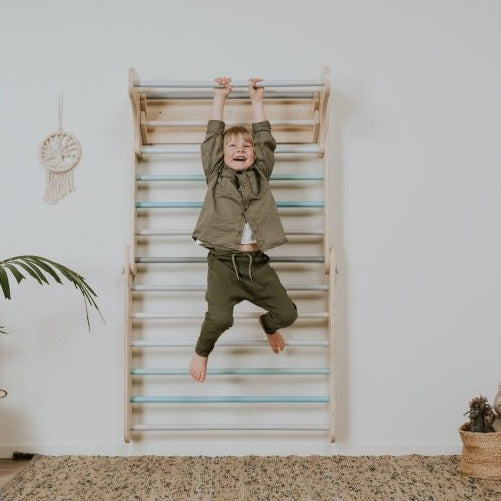 Triangle & wall climber