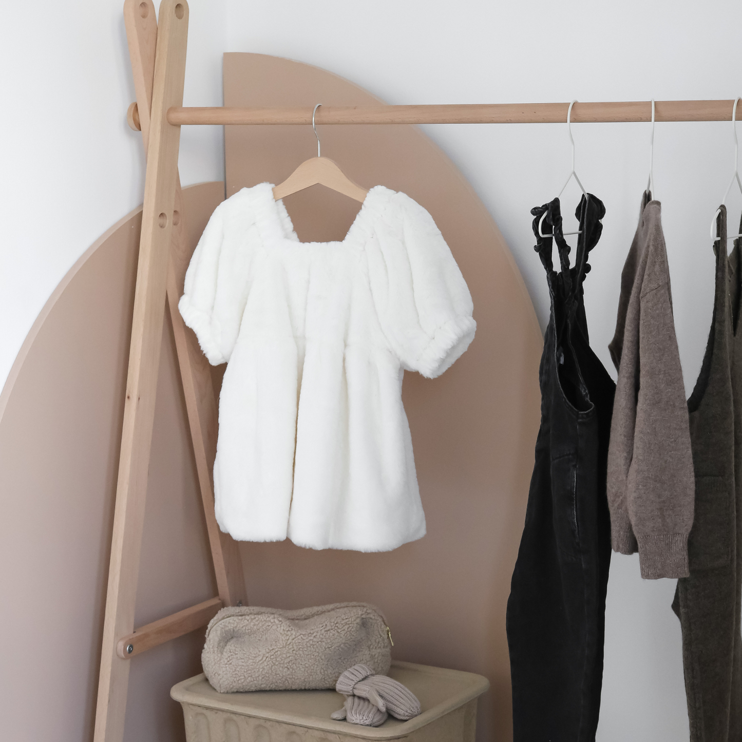 Baby clothes rack kmart hotsell
